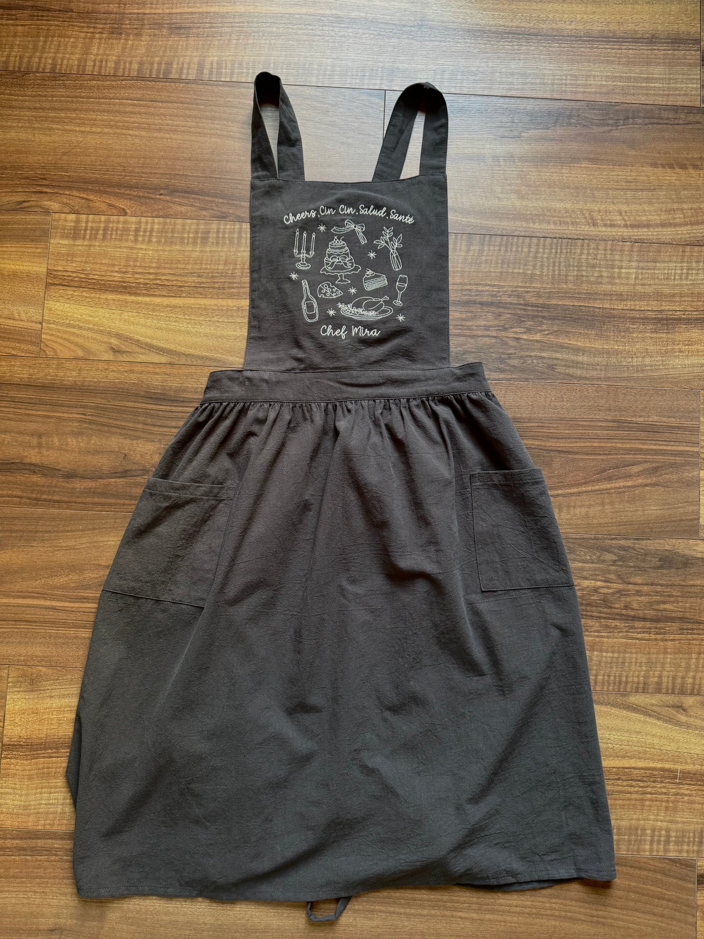 Apron - "Cheers. Cin Cin. Salud. Santé" - Customizable