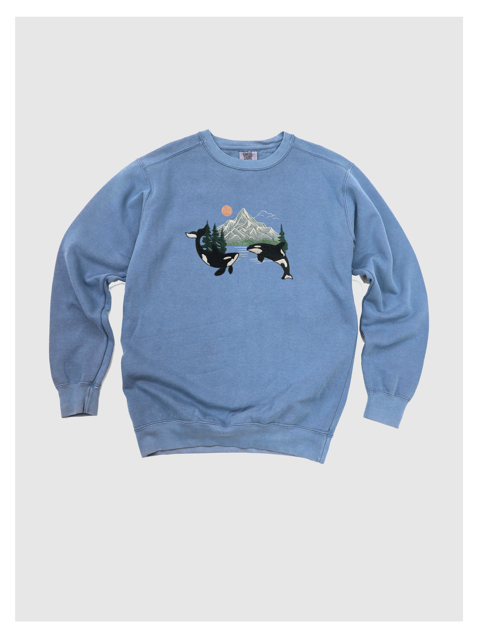 Orca Whale Embroidered Sweatshirt