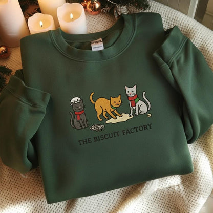 Retro Breckenridge Mountain Sweatshirt, Colorado Embroidery Crewneck, Cozy Ski Trip Gift for Her Him