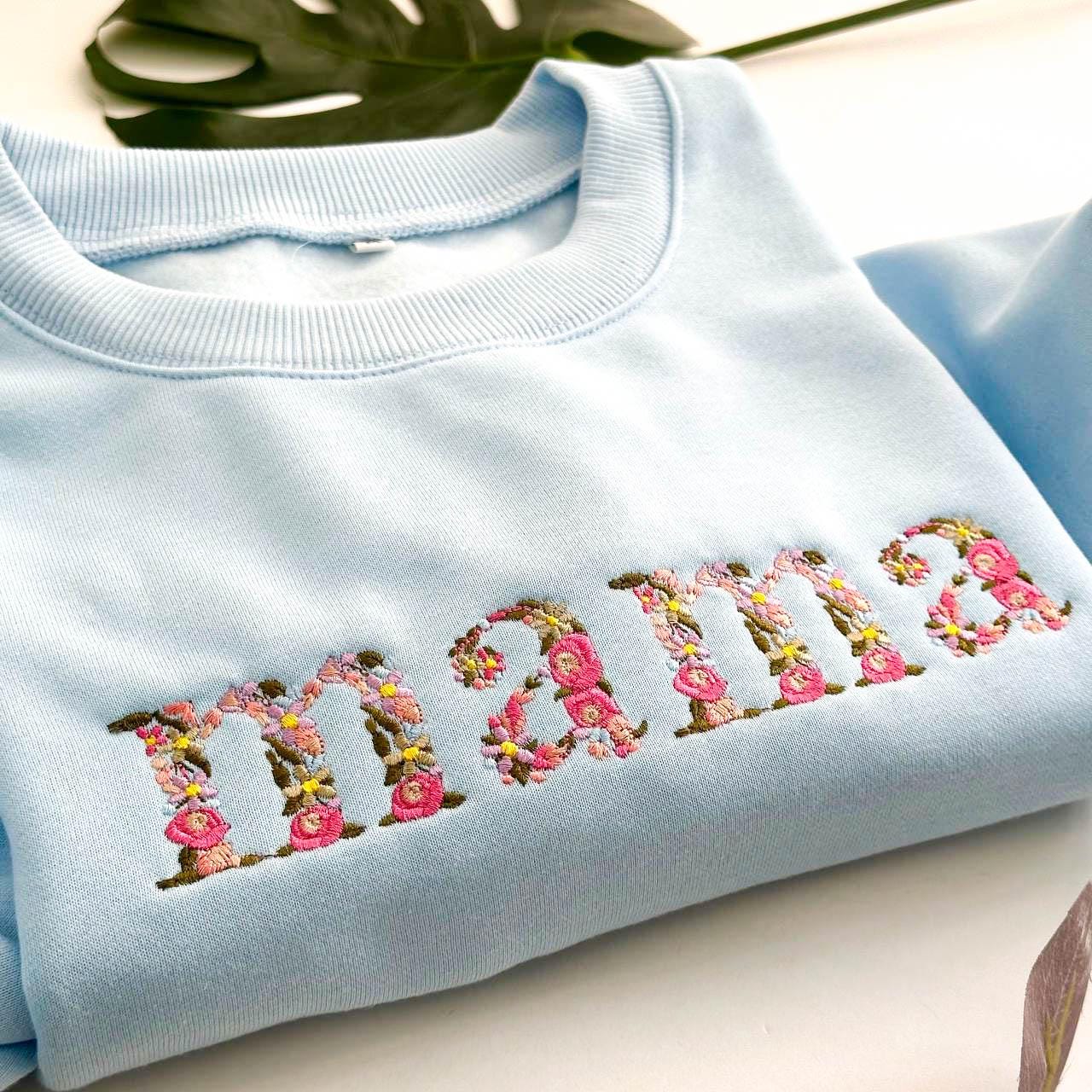 Embroidered Floral Mama Gigi Grandma Sweatshirt, Custom Flower Name Crewneck, Personalized Mother's Day Gift for Her