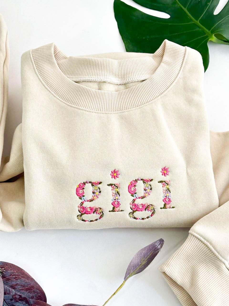 Embroidered Floral Mama Gigi Grandma Sweatshirt, Custom Flower Name Crewneck, Personalized Mother's Day Gift for Her